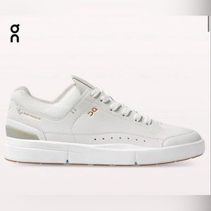 On cloud THE ROGER Centre Court size 10